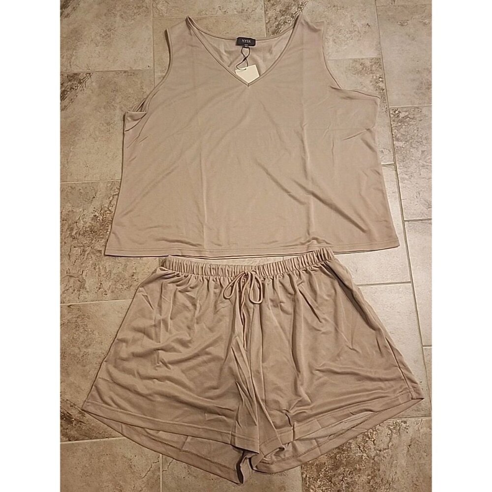 NYDJ French Terry Lounge Set - Tank And Shorts - Picture 2 of 10